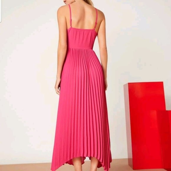 Pink Pleated cami Dress - Picture 4 of 5